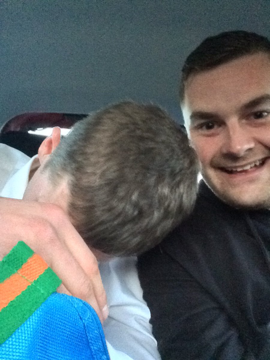 ballsy_11's tweet photo. Lads on tour ๐๐๐ป๐๐ณ๐ฑ #sleepyjim https://t.co/ADVfbh1MIB