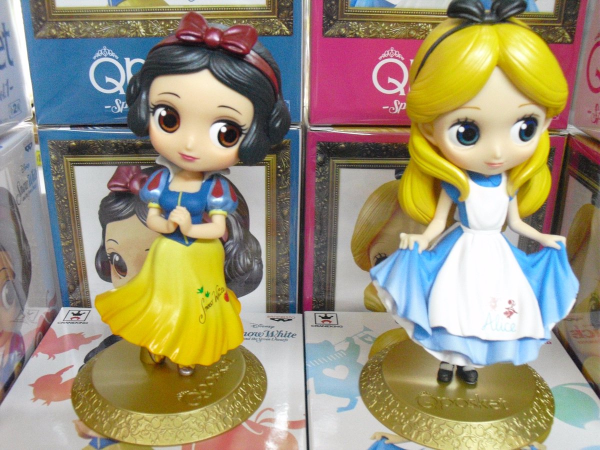 マン倉泡瀬アミューズメント En Twitter ディズニーqposketシリーズがスペシャルカラーになって登場しました デフォルメ された可愛さの中に細やかな作りが高いクオリティを生み出しています 衣装に愛らしいイラストとサインがワンポイントですね ディズニー アリス