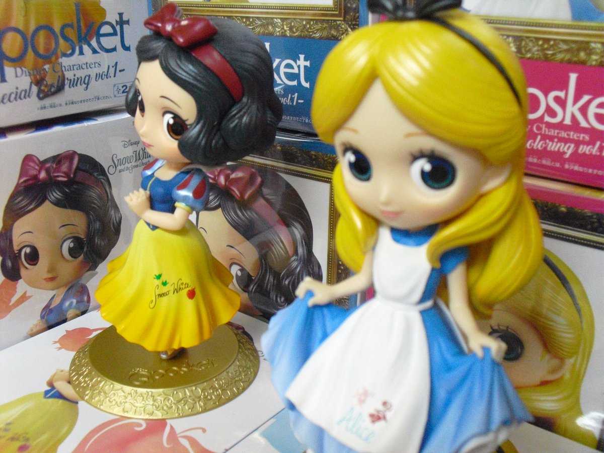 マン倉泡瀬アミューズメント En Twitter ディズニーqposketシリーズがスペシャルカラーになって登場しました デフォルメ された可愛さの中に細やかな作りが高いクオリティを生み出しています 衣装に愛らしいイラストとサインがワンポイントですね ディズニー アリス