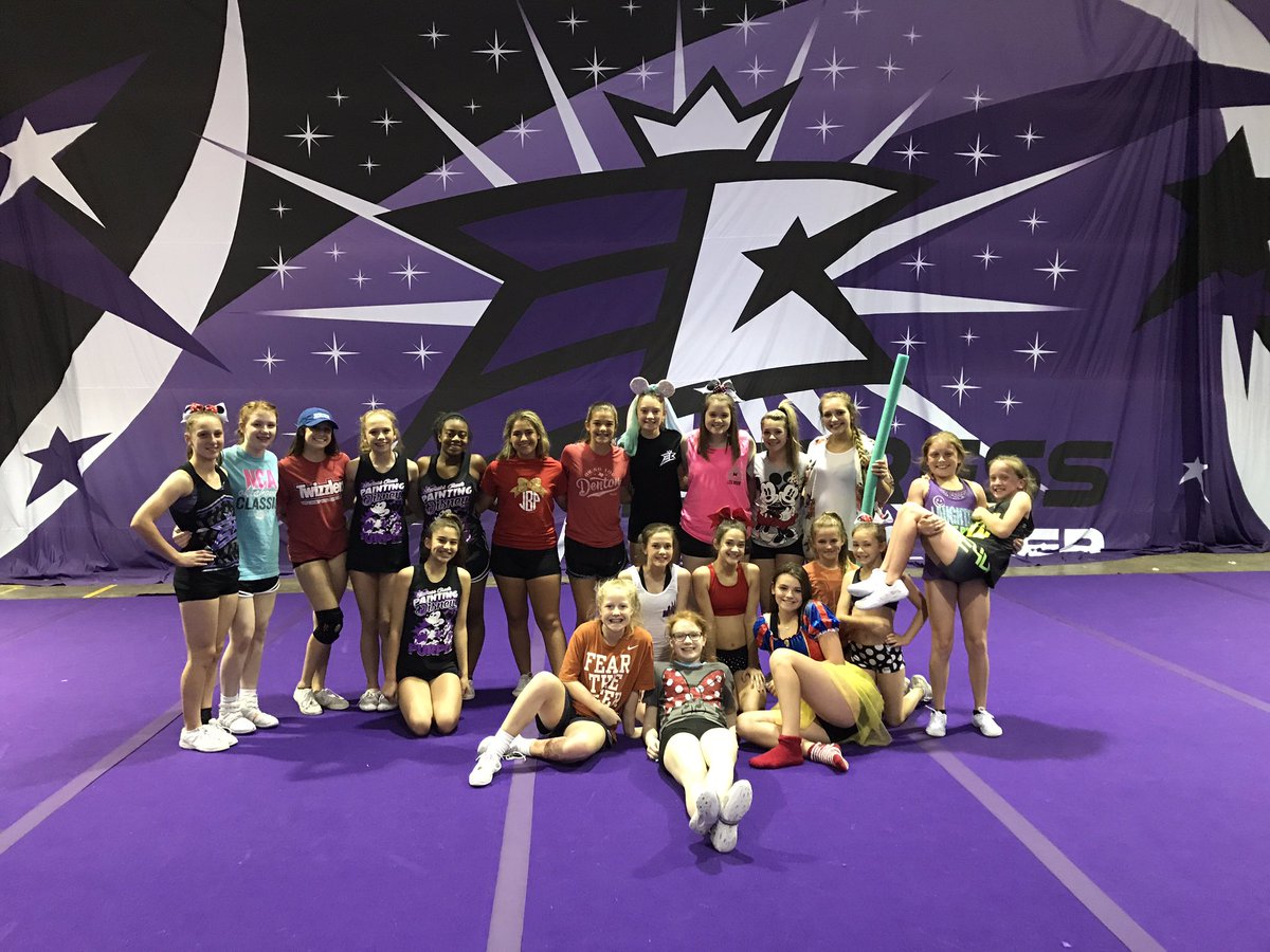 DentonExpress0's tweet image. Had so much fun at Disney themed practice yesterday!