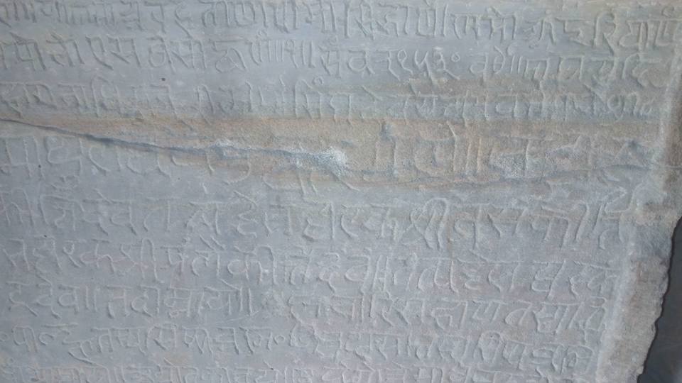 Vibhashbansal's tweet photo. #Gwalior #Jainism #gopalchalpwarvat #beautiful place  in #gwalior .. 
#ancient 15-16th century AD .
Photo from - #Facebook or  #google https://t.co/i35pRtEnAl