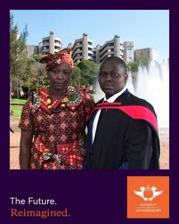 vusumuzijacob's tweet photo. #UJGraduationSession #UJgraduates https://t.co/uj8M0KvhnS