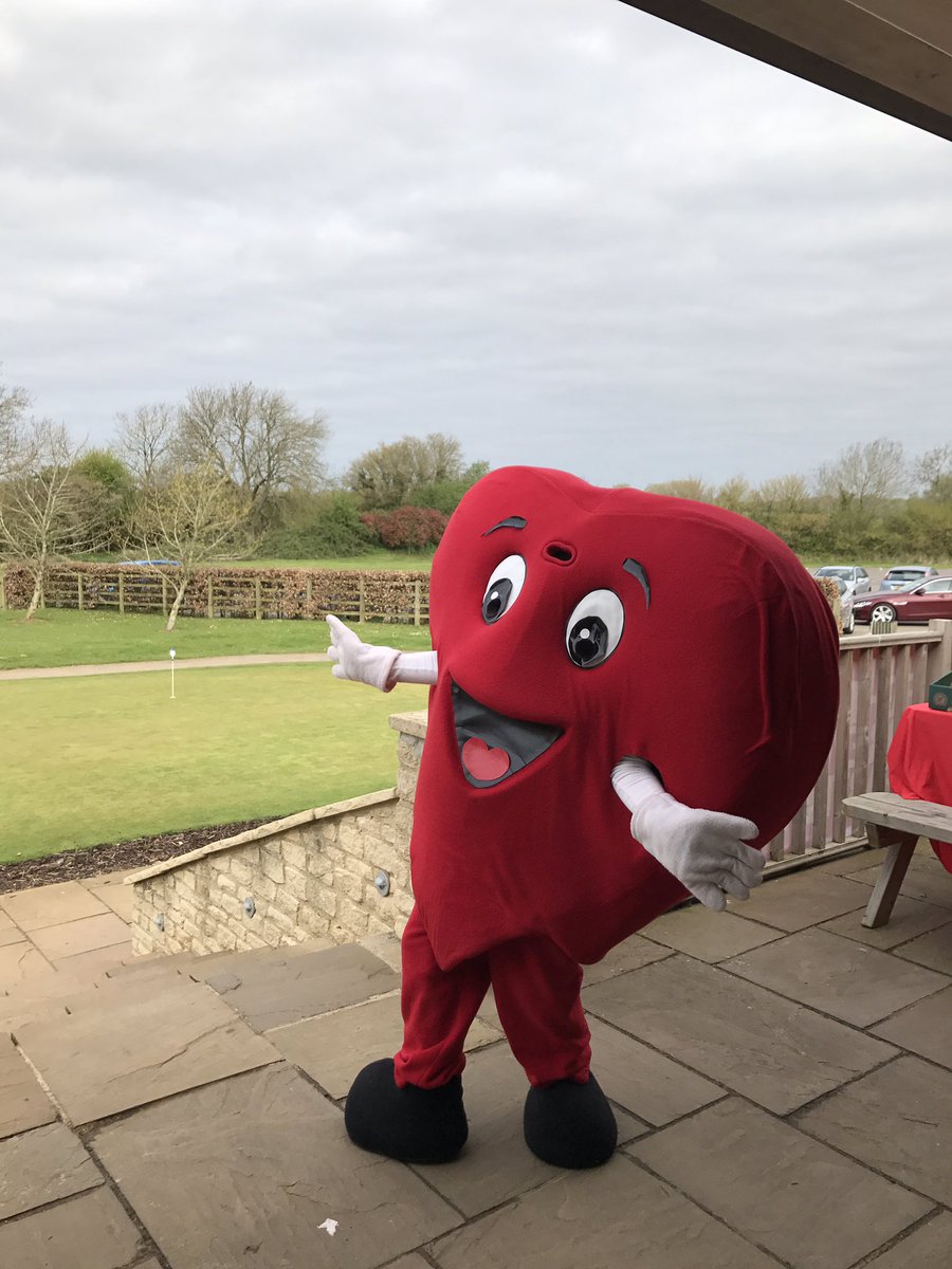 SouthCerneyGolf's tweet photo. A hearty effort for our dress code! #CharityGolf  @TheBHF #scgc #golf #IanPerkins https://t.co/5gGcnmar0u