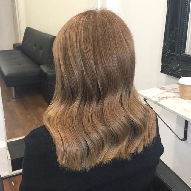studio_maxx's tweet photo. Subtle Half Head of Extensions to thicken up your locks....Nobody will ever know 🤐😏 Call 9676 9696 for appointments! https://t.co/qwUFobrGHP