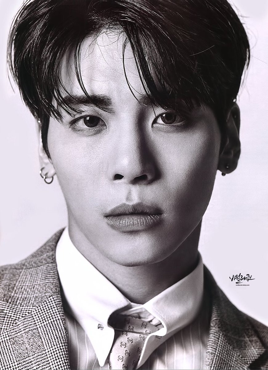 Jonghyun for Esquire May Issue Celebrity Photos Jonghyun for Esquire May Issue Celebrity Photos