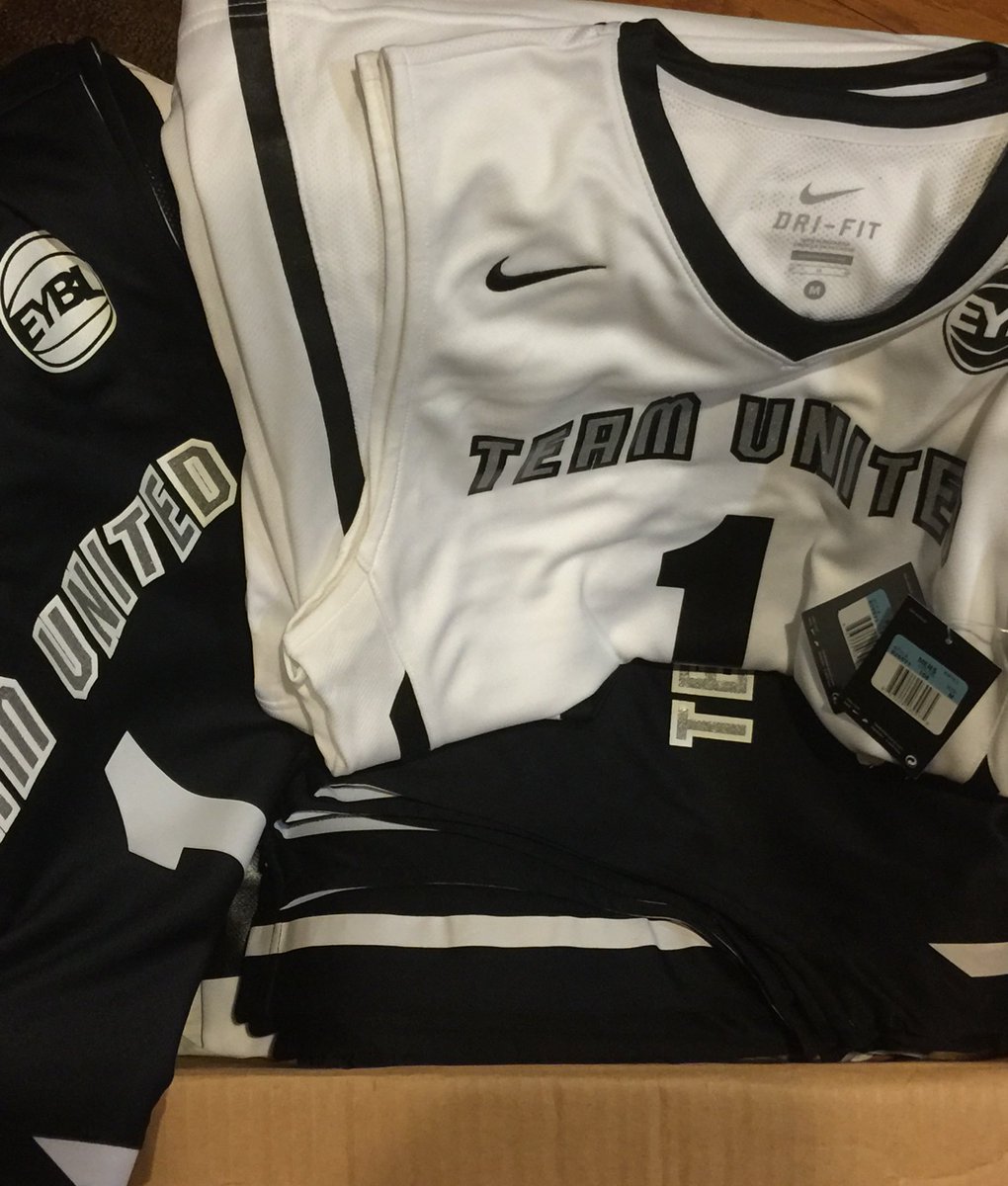 teamunitedhoops's tweet photo. @teamunitedhoops Session I Hampton ready or not!!! #TUHoops https://t.co/XEvIab0AF1
