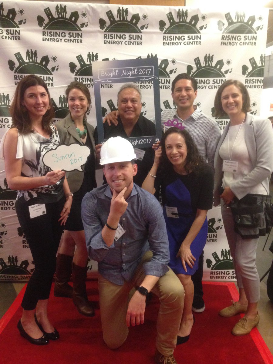 sunruncareers's tweet photo. Congrats to @RisingSunEC  and having a blast at  #brightnight @Sunrun @sunrunpolicy #Solar https://t.co/RZxL5uTwaD