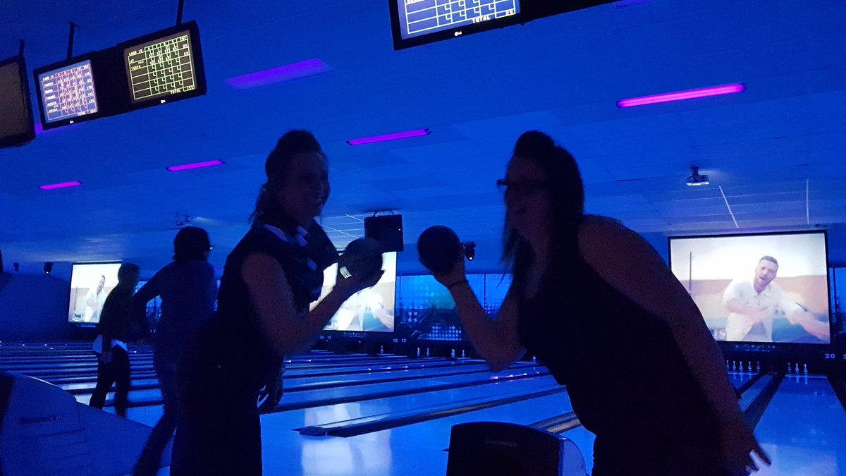 TD_Betts's tweet photo. TBT- Betts crew taking time to bond and bowl. Balance = #legendary #CFOSK #htww1 @dannydpapadatos @RyanJBarclay_TD @stratc2 https://t.co/moPu0fmc6U
