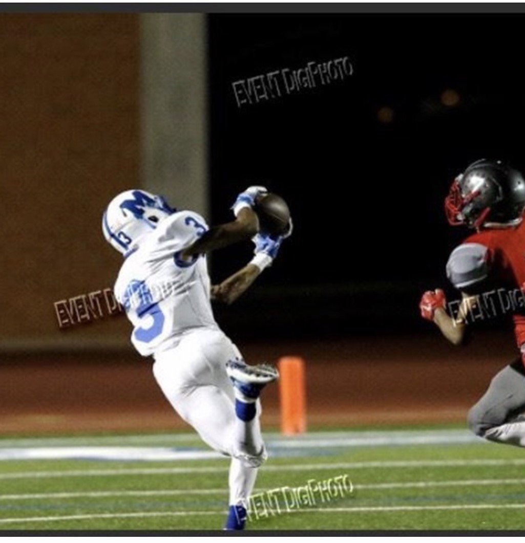 7yards7's tweet photo. 🔥🏈Junior WR @_ca3__  from San Antonio MacArthur HS in #TX (5'9 150) #3🔥🏈

https://t.co/xGm8IxJihy

@daboot02  #deservesalook https://t.co/2nstdF5Fas