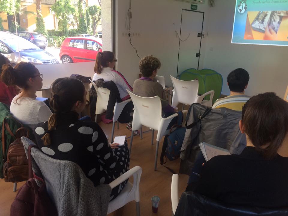 Asoc_forade's tweet photo. Finalizada la 2ª edición del curso de Iniciación a la Pedagogía Montessori. ¡¡Gracias a todas las participantes!! https://t.co/3iaChAPsaf