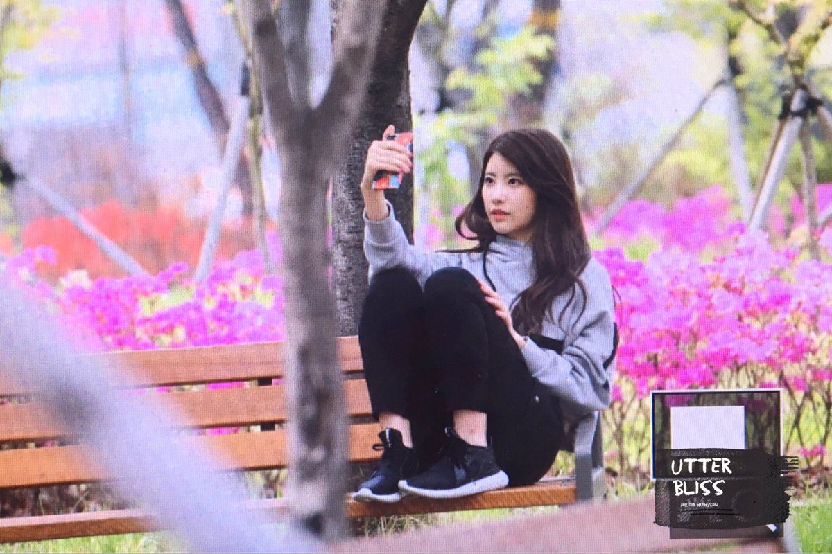 utterbliss_0616's tweet photo. 170421 프리뷰
#희현 #기희현 #다이아 #DIA @dia_official 
🌸그대는 꽃이야🌸 https://t.co/7jyojr4iPy