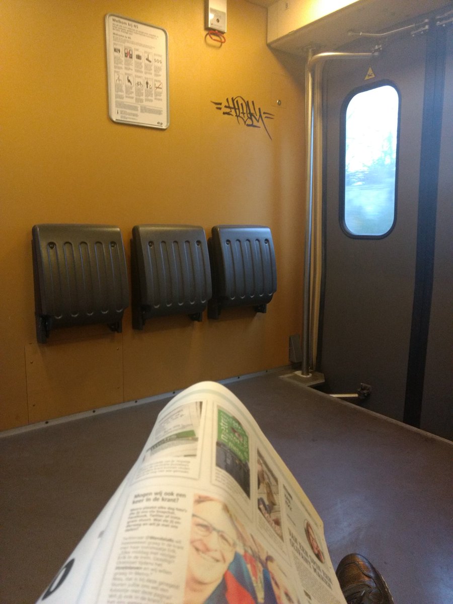 #treinleven en hard de coupé in rennen voor een plekje... Heerlijk die ruimte voor mezelf