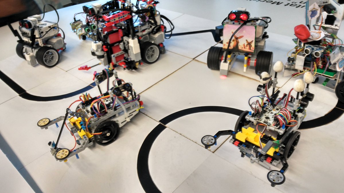 Tecno_Logics's tweet image. Felicitats! #RoboCAT17 @InsBellvitge @ampaibellvitge @LHEDUCACIO