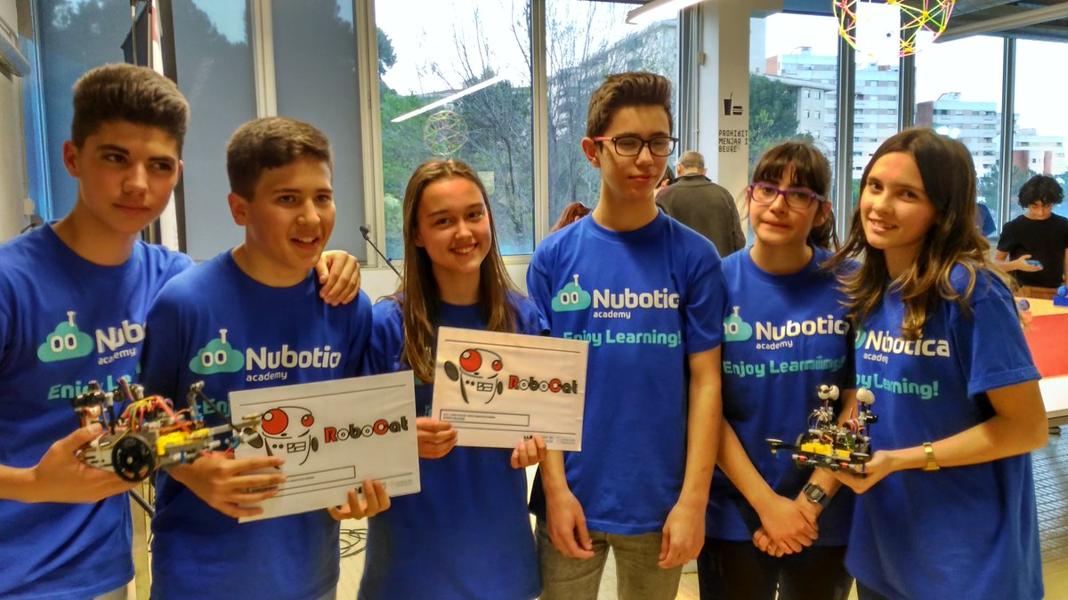 Tecno_Logics's tweet image. Felicitats! #RoboCAT17 @InsBellvitge @ampaibellvitge @LHEDUCACIO