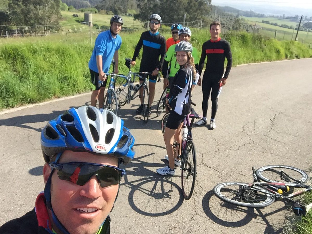 JRguezPodium's tweet photo. Concentración del equipo español en Santander! @becaspodium https://t.co/pgZCJmufwE