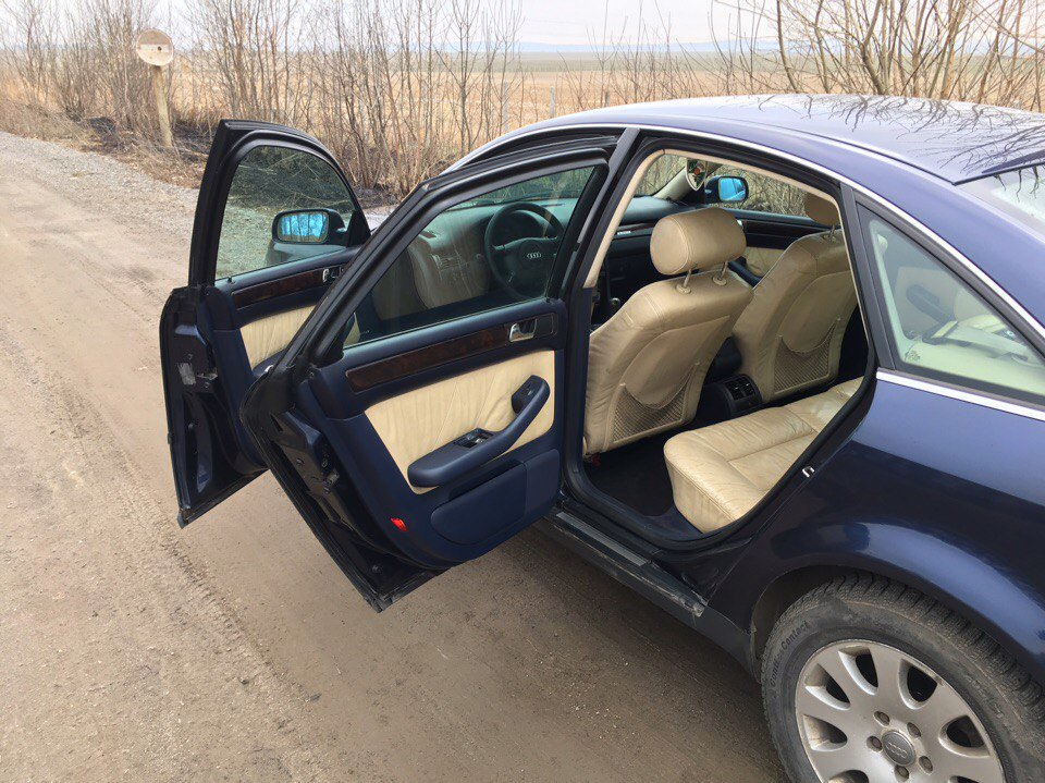 AutoUA_board's tweet photo. Продам audi a6 2.5 quattro 1998.Стан авто хороший.Є незначні ньюанси.Авто обслуговувалось вчасно.поміняні ричаги підвіски,зроблений кап р... https://t.co/wfrVXWPqMN