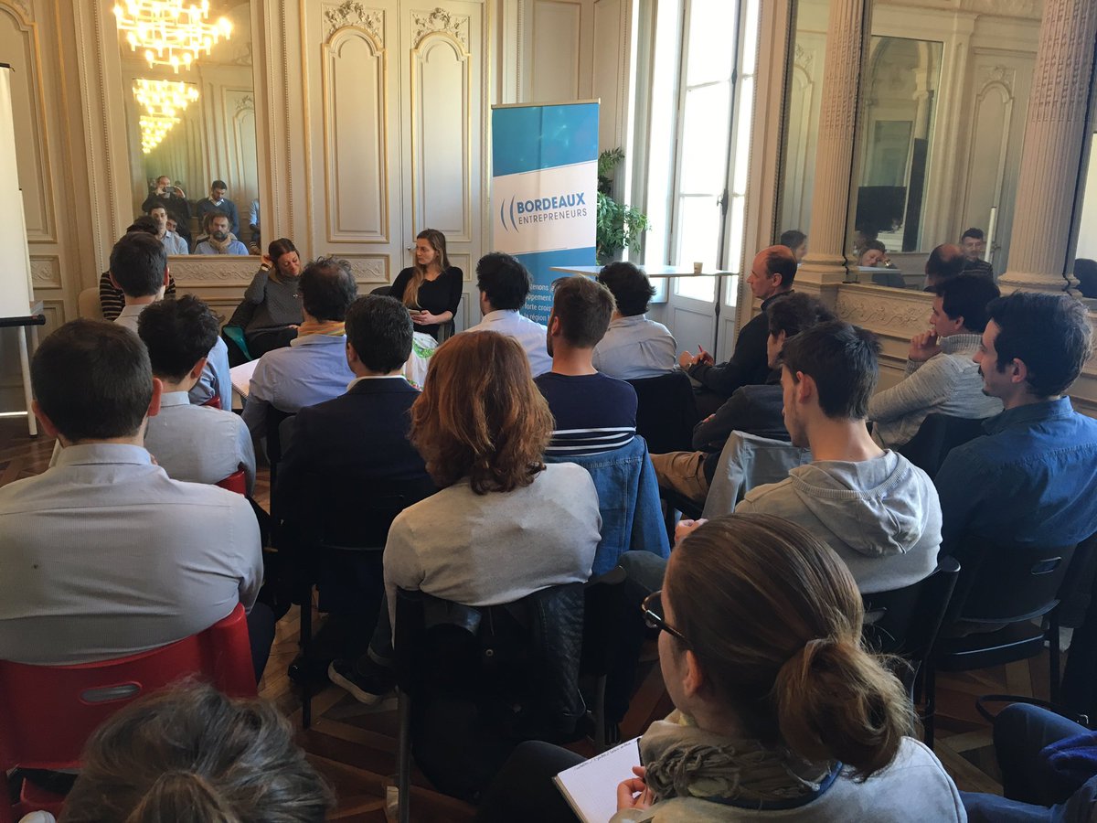 HemeraCoworking's tweet photo. Le petit dej @Bdx_E est lancé ! @boisseriethomas @FredCastagnac @MarieMerouze expriment leur vision du #growth #hacking #startup #bordeaux https://t.co/wLV98U2l9r