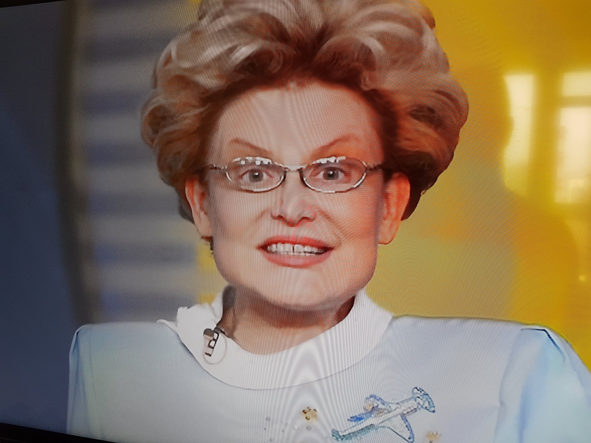 Елена Малышева шарж