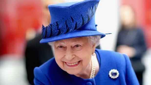 TodayStudioIT's tweet image. Happy birthday, auntie!!!