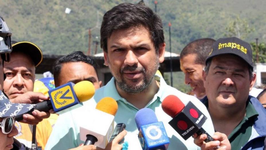 ElNacionalWeb's tweet photo. Ocariz denunció asesinato de hombre durante protesta en barrio 5 de julio https://t.co/pvc3KTA6mE  https://t.co/FMQrltil3A