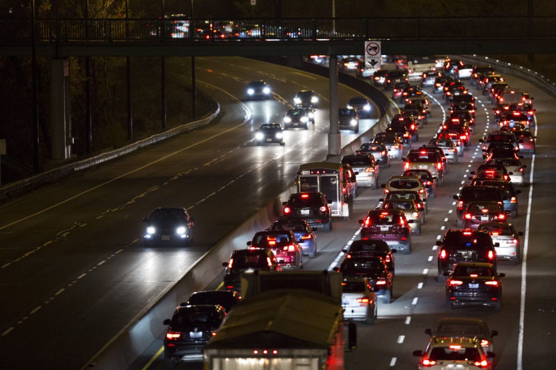 Perfect storm of transportation, road closures in the GTA this weekend — what you need to know: thestar.com/news/gta/2017/…