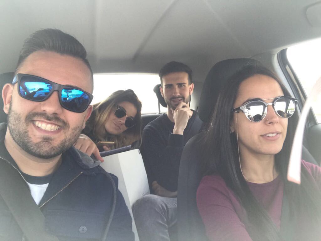 NNGGMarbellaSP's tweet photo. Desde #Marbella ya estamos llegando algunos al #14Congreso de @NNGG_Es #QueNadaTePare https://t.co/zV20hhjTT3