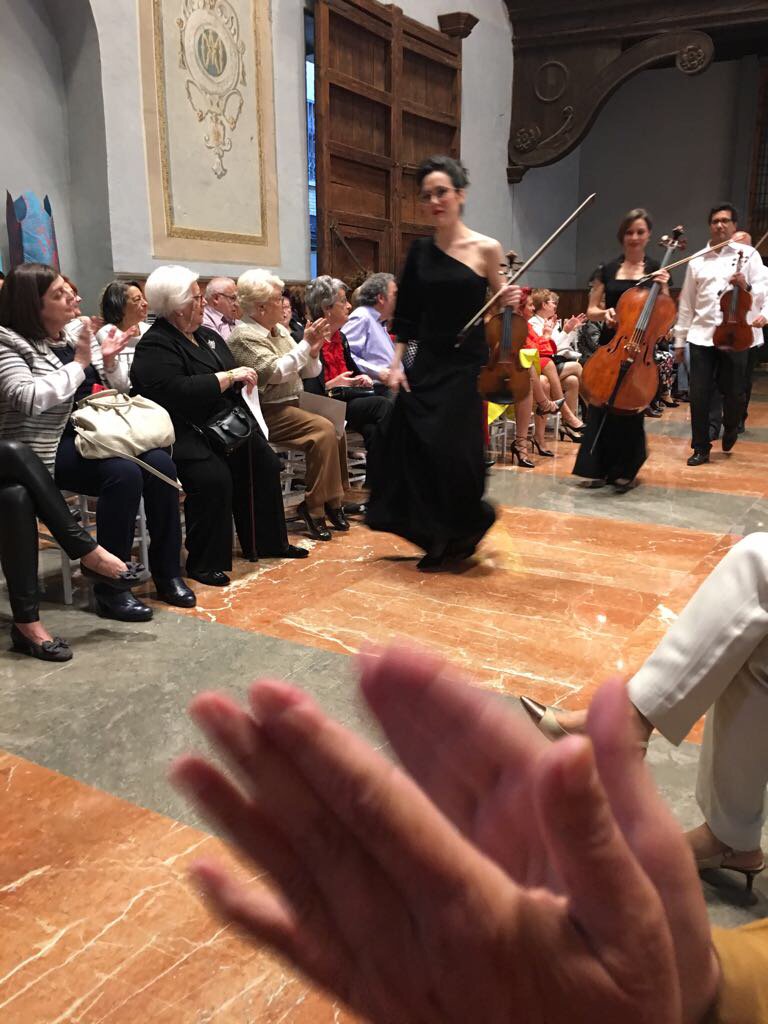orquestagranada's tweet photo. Apoyando a la OCG. Ayer 20 de abril se celebró "Diseño por la Música" organizado por la @AmigosOCG ¡Gracias a todos! https://t.co/eVrVJnQDHl