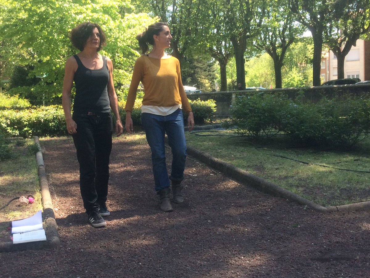 Darrera presentació de futur al <a href="/SismografOlot/">Sismògraf Olot</a> #Sismògraf17 <a href="/VeroCendoya/">Cia.Vero Cendoya</a> 

Una site-specific sobre els refugiats.