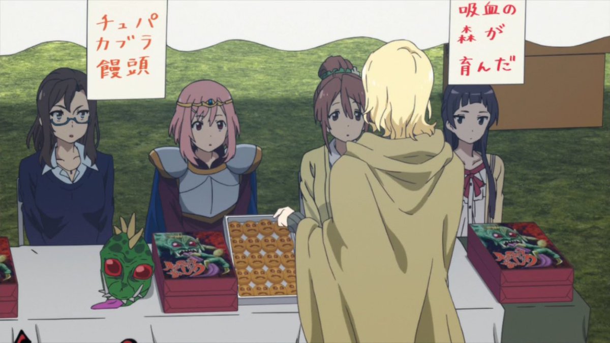 伊藤つくし サクラクエスト 3話 サンダルさん 由乃が取材中のカブラ農家でイーゼルを立てて絵を描いていたが その季節存在していないカブラを描いてた 時折 由乃の近くに現れ謎めいた行動をする サンダルさんに意味はあるのか