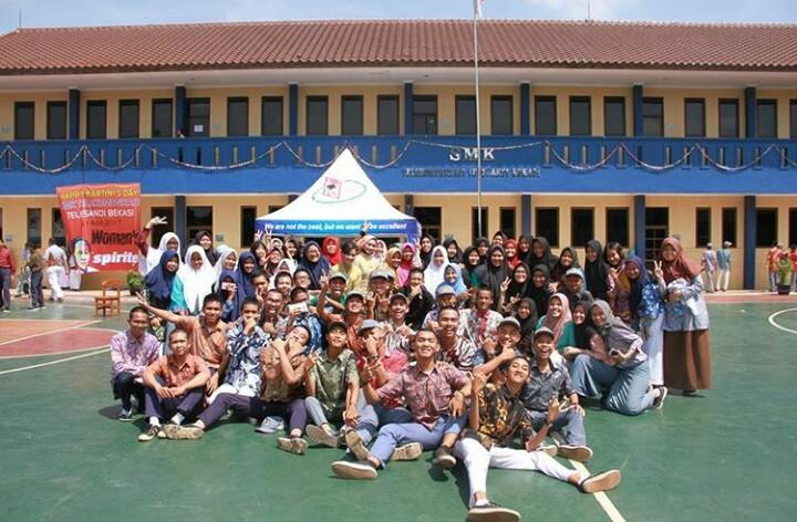 yaelahsilvia's tweet photo. #HariKartini2017 โค
#Tels #Multimedia #Angkatan8 https://t.co/ARo5hjFC8W