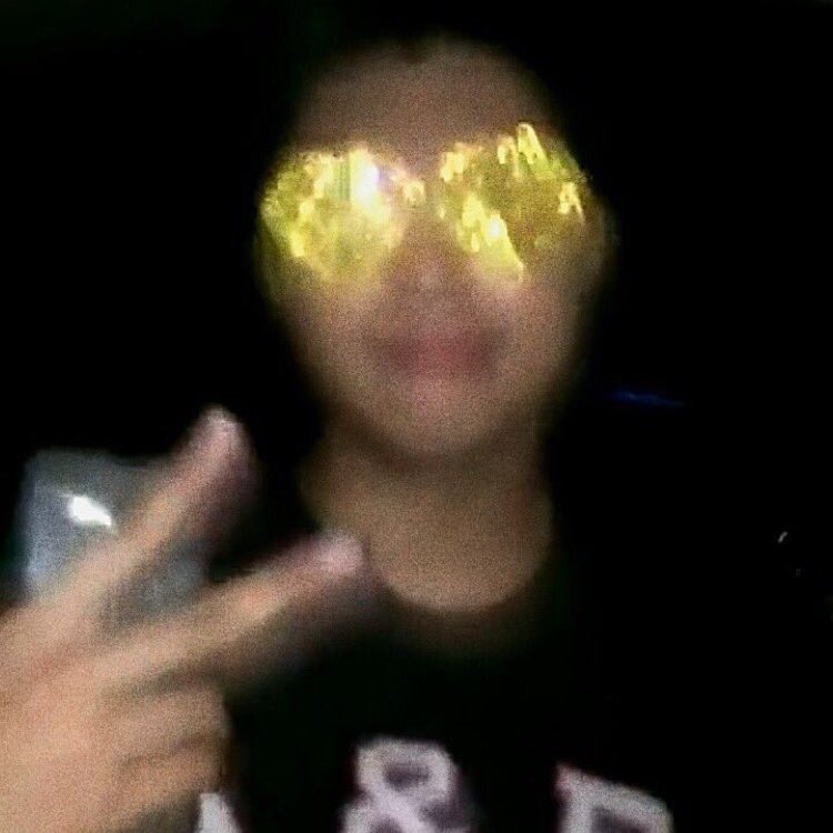 SinglesOfADC's tweet photo. Darren Ngo @real_DarrenNgo
- fckboi nang ADC
- big heart small.........
- bigaon AND will biga to you https://t.co/RvC5yHi5rl