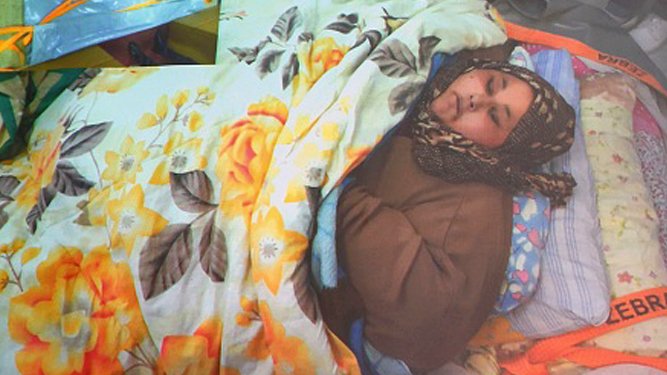 LaInfoIncreible's tweet photo. La mujer más obesa del mundo pierde 250 kg tras una operación en India https://t.co/OZxlFI7qBW https://t.co/AxGJ0cO1yF