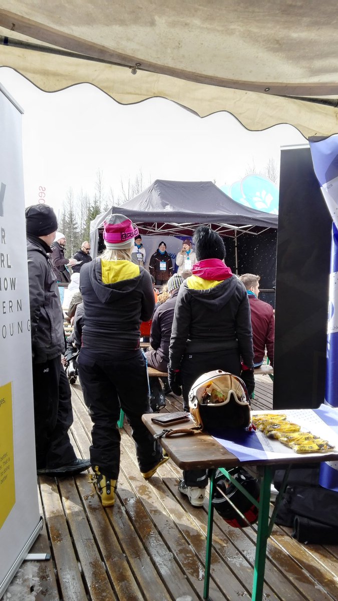 SaltemVox's tweet photo. #tahkoslp on alkanut lavalla @KirsiSoininen #tahko @tahkoslp https://t.co/TMdBZZMuQf