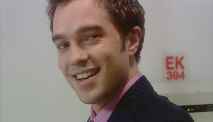 Happy Birthday to Hadley Fraser who played Gareth Evans in Army of Ghosts. 