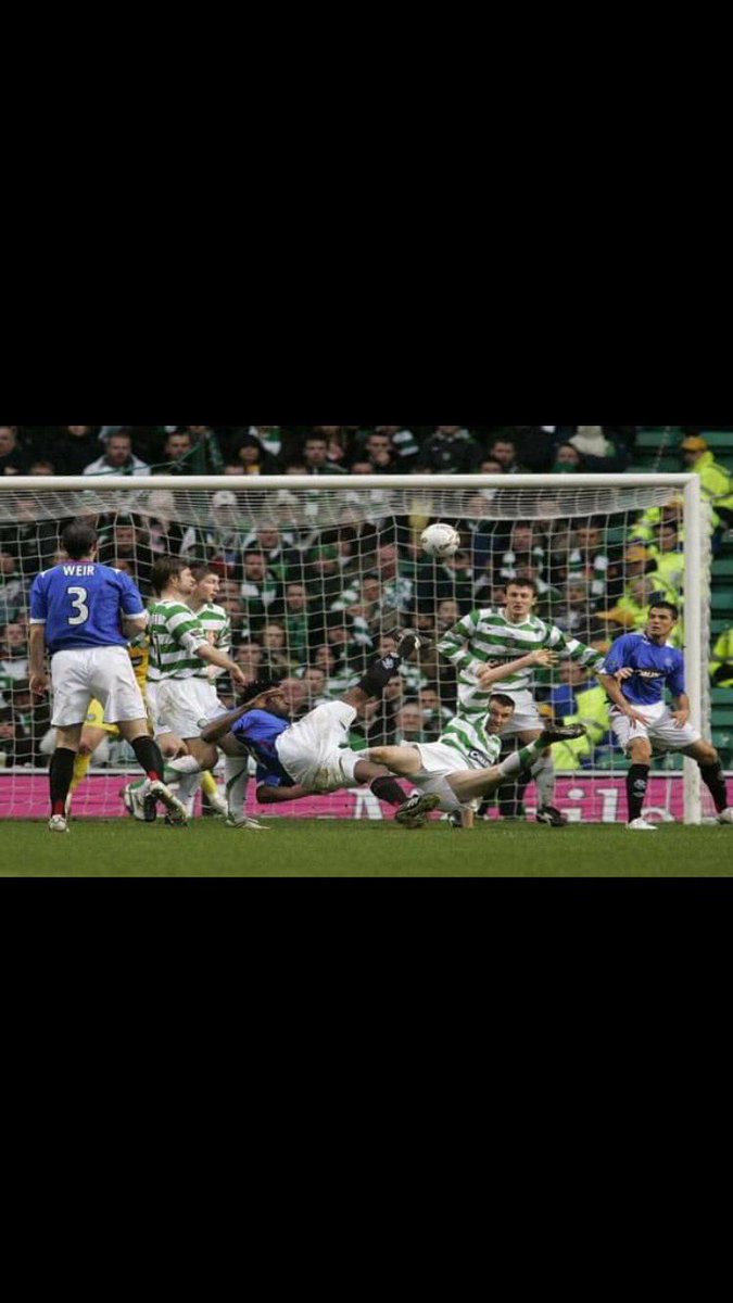 Never forget being at parkhead when big Ugoooo scored that overhead kick. RIP #RIPUgo #RipUgoEhiogu 🔴⚪️🔵