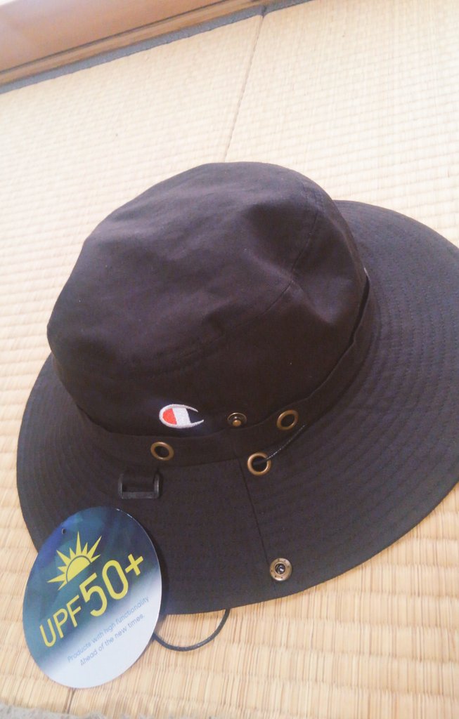 ハマダ しまむらでチャンピオンの帽子買った 1 500円 Upf 50 だぜいえい T Co 8tsesfhqb4 Twitter