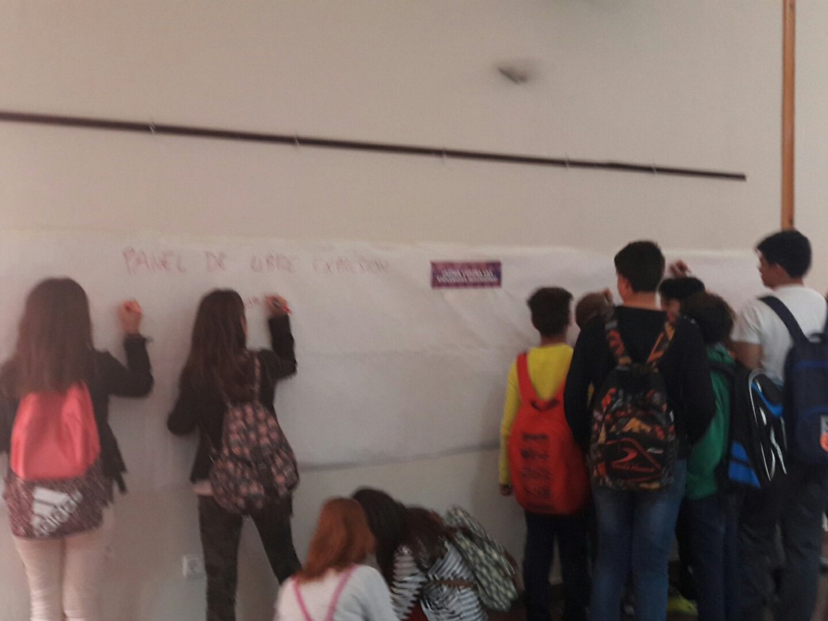 MViolencia0's tweet photo. Inauguramos el panel de libre expresión contra las violencias machistas #machismata #concursoiesaxarquia @diputacionMLG https://t.co/Ndi3pad8kq