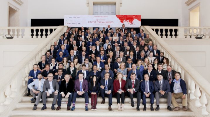 VinitalyTour's tweet image. #Vinitaly2017: Italy and a Changing World by @robertcamuto
goo.gl/nq8h36 
@WineSpectator @pressVRfiere