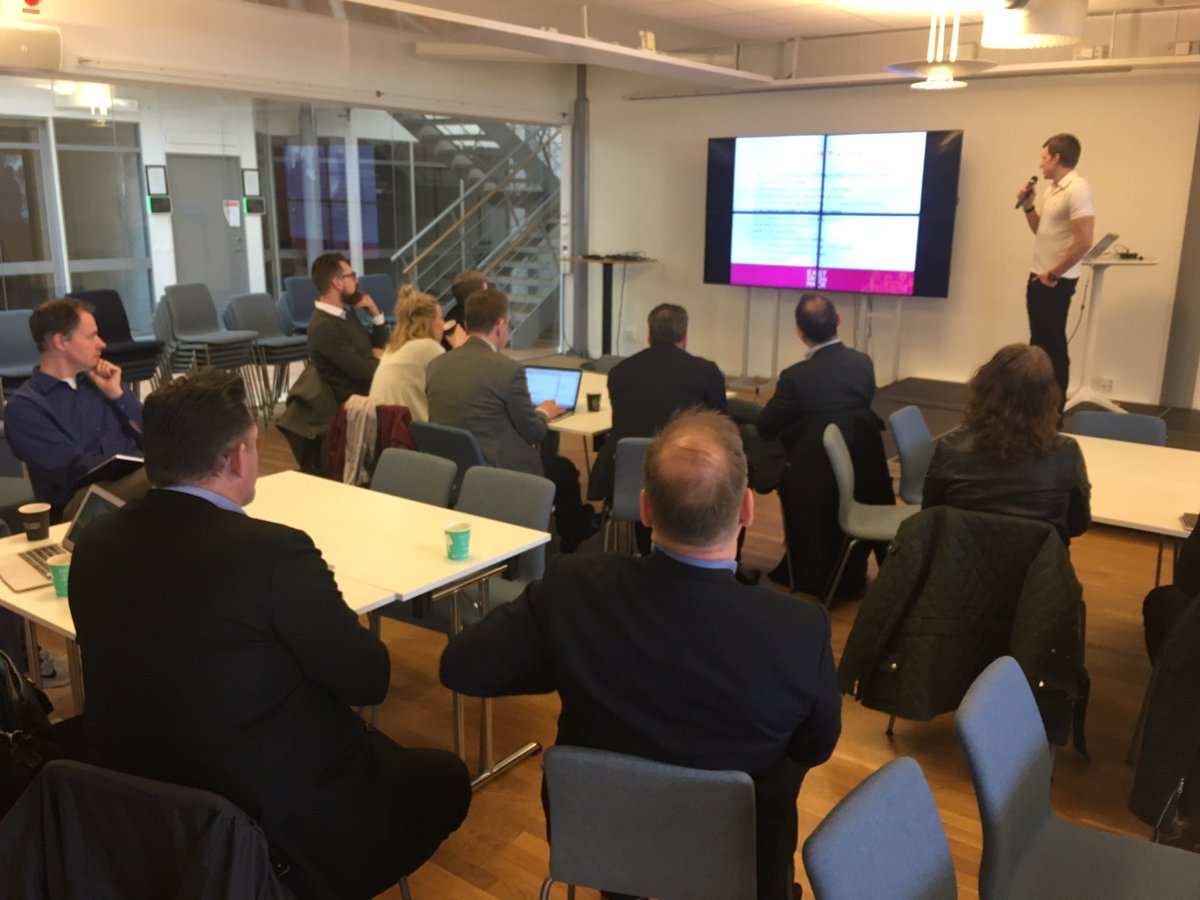 eastswedenhack's tweet photo. #ESH17 plans taking form. Next up is Prehack on May 16th at @VisualiseringC focusing #biohacking https://t.co/oIiKbBgPUZ