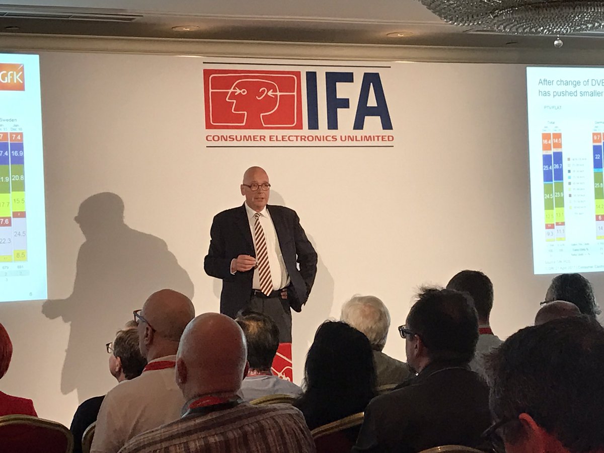 jamieacarter's tweet photo. 32-inch TVs are still the most popular size of TV in Europe, and growing, says Jurgen Boyny, Global Director @GfK @IFA_Berlin #IFAGPC17 https://t.co/MZcRf7AYYv