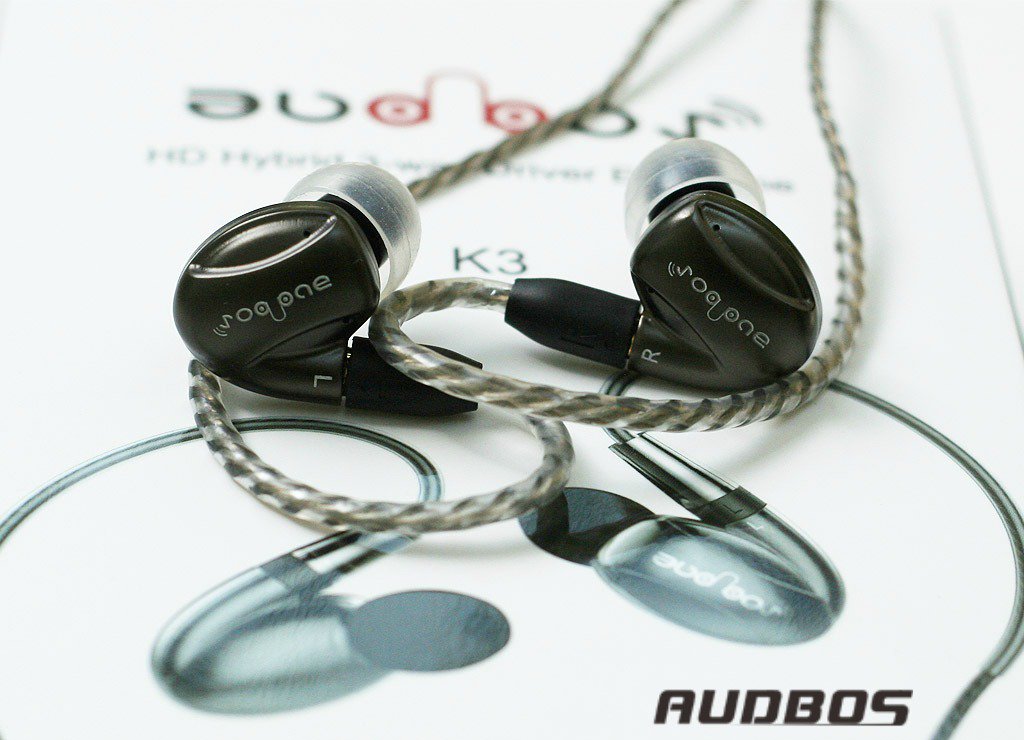 HeadphoneAudbos's tweet photo. Listen your #music with Our #AUDBOS #k3 triple driver #earphones, it will surely make you feel good. Visit to buy https://t.co/towAP5gyns https://t.co/PTyH7Pb37E