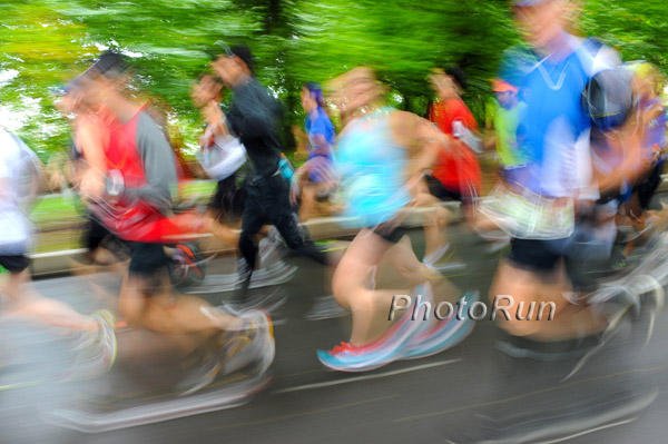 runnersworld's tweet photo. Here are the most effective workouts for distance runners https://t.co/wFvoAdx7ld https://t.co/AOWrsvsEDw