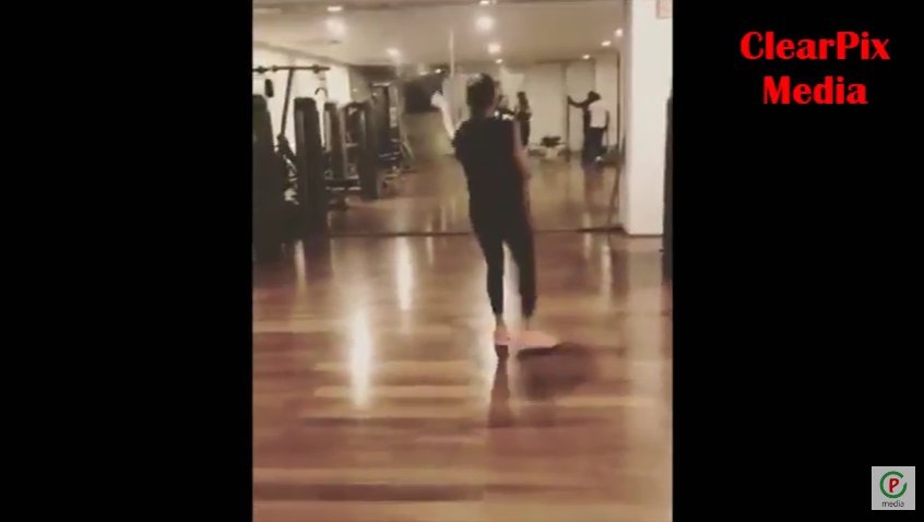 southtubes's tweet photo. Samantha learning the ancient martial art form Silambam for Vijay 61? https://t.co/z5AdTn7Keh https://t.co/U4fe5PeovI