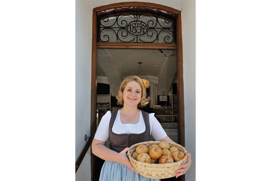 Gastrowebportal's tweet image. „Unser Wachauer #Laberl ist einfach ein #Original!“ #GASTROPortal #Brot #Gebäck gastroportal.at/echtes-brot-un…