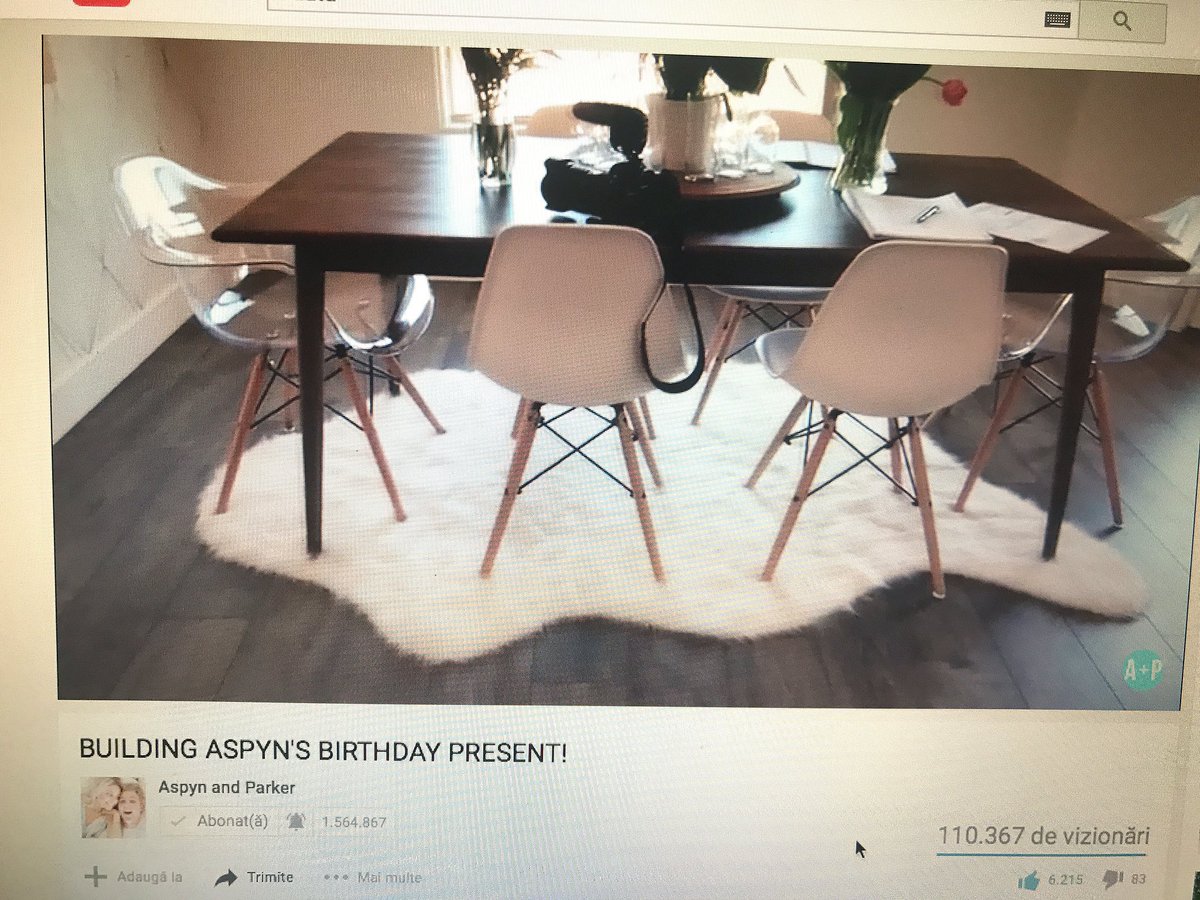 aspily's tweet photo. New vlog!!❤️ https://t.co/UNH8h4aqzo https://t.co/8iaupS9ONS