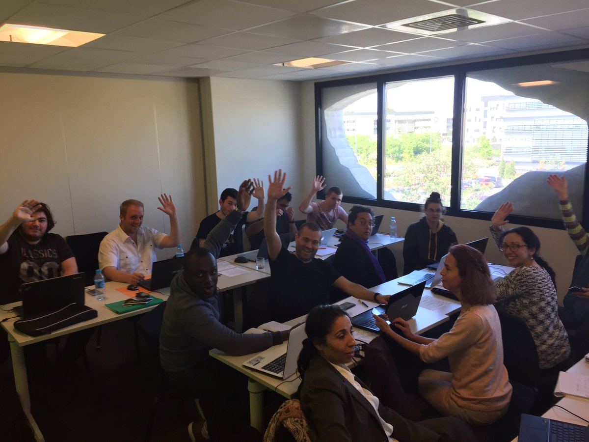 marvinwilkinson's tweet photo. My android developers playing with their new vocabulary with our online platform.... https://t.co/WAVFkjp14g https://t.co/W5HLIK4hu7