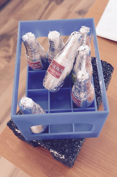 Weekend is coming, cheers!😁 https://t.co/RSAtKR4565<a href="/tag/rullesofablondelady"class="tags"><span>#rullesofablondelady</span></a>