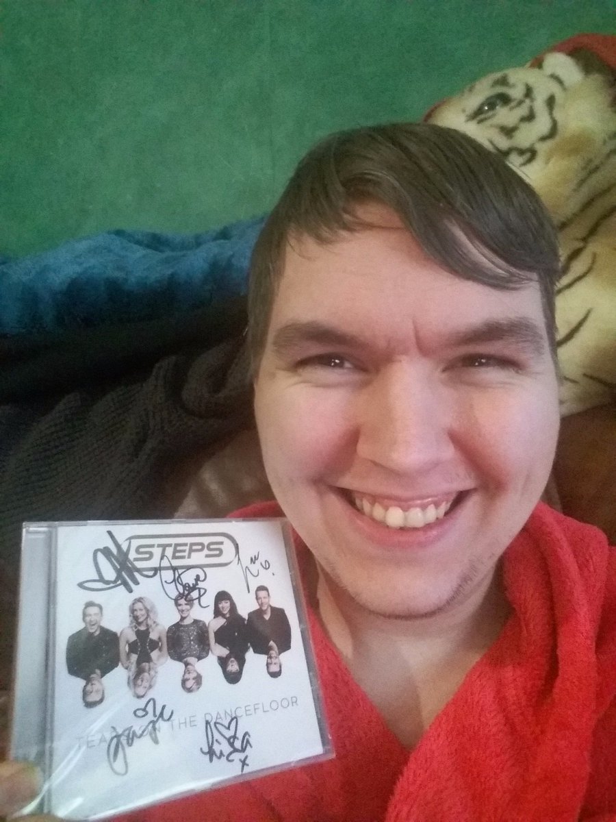 JoeBoyTiger1992's tweet photo. @Rylan This #StepsSuperFan is loving #Tearsonthedancefloor :D x x x x x #Steps https://t.co/FkCLu6f79y