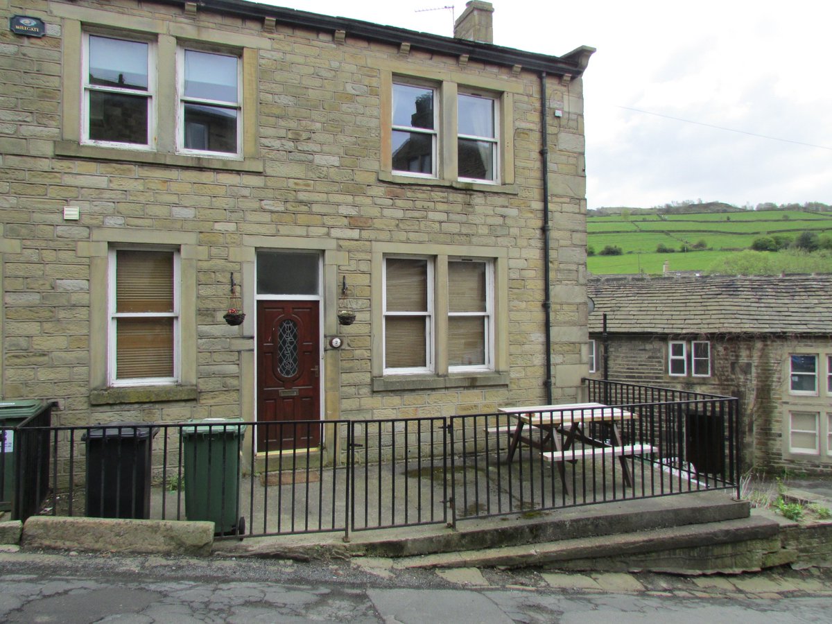 Earnshaw Kay tweet media