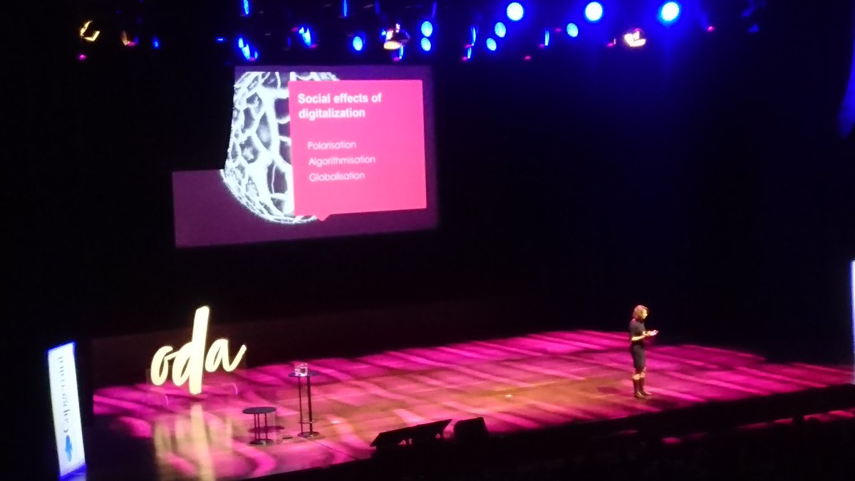 kirstis's tweet photo. Bra start med første foredrag fra @SilvijaSeres. 2/3 av damene i @redpilllinpro Oslo er på plass. #inspirasjonsdagen https://t.co/Q25eGFZST7